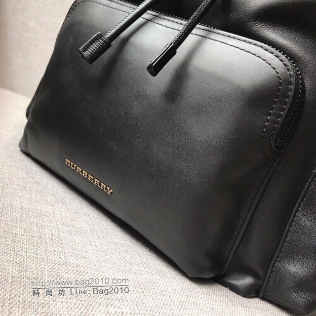 Burberry專櫃新款雙肩包 巴寶莉The Rucksack軍旅男女通用背包  db1127